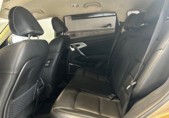 Подержанный автомобиль Geely Atlas 2021 года (12 фото)