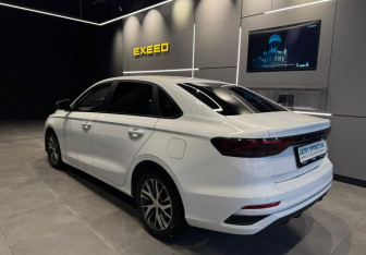 Подержанный автомобиль Geely Emgrand 2023 года (5 фото)