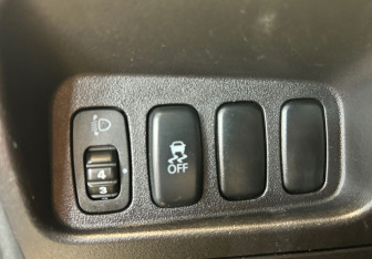 Подержанный автомобиль Mitsubishi Outlander 2010 года (12 фото)