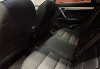 Подержанный автомобиль Geely Coolray 2020 года (13 фото)