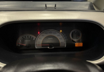 Подержанный автомобиль Nissan Serena Minivan 2006 года (15 фото)
