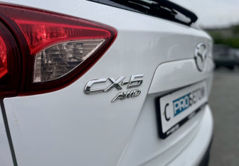 Подержанный автомобиль Mazda CX-5 2017 года (9 фото)