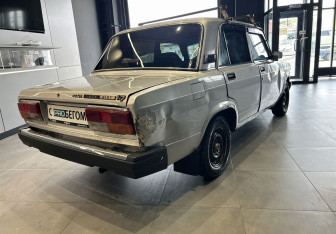 Подержанный автомобиль LADA (ВАЗ) 2107 2011 года (8 фото)