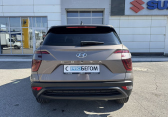 Подержанный автомобиль Hyundai Creta 2021 года (14 фото)