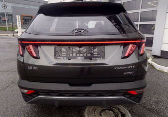 Подержанный автомобиль Hyundai Tucson 2022 года (12 фото)