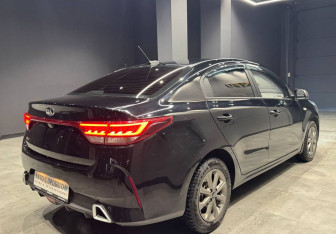 Подержанный автомобиль Kia Rio Sedan 2021 года (7 фото)