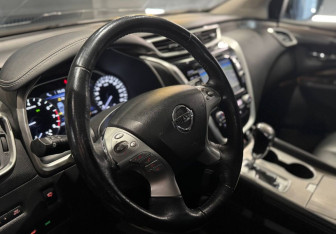 Подержанный автомобиль Nissan Murano Suv 2018 года (8 фото)