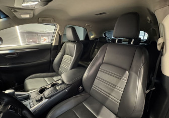 Подержанный автомобиль Lexus NX 2015 года (16 фото)