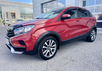 Подержанный автомобиль LADA (ВАЗ) XRAY 2019 года (2 фото)