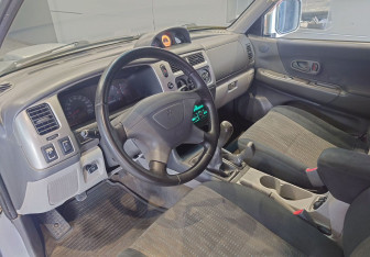 Подержанный автомобиль Mitsubishi Pajero Sport 2008 года (12 фото)