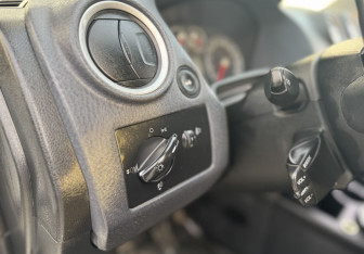Подержанный автомобиль Ford Fusion 2008 года (12 фото)