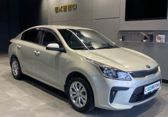 Подержанный автомобиль Kia Rio Sedan 2018 года (4 фото)