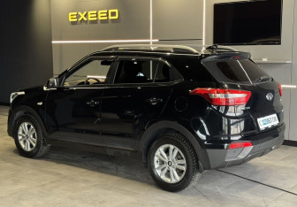 Подержанный автомобиль Hyundai Creta 2018 года (7 фото)