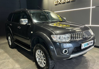 Подержанный автомобиль Mitsubishi Pajero Sport 2012 года (4 фото)