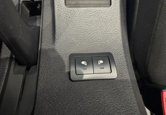 Подержанный автомобиль Great Wall Hover H3 2013 года (14 фото)