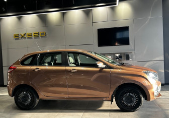 Подержанный автомобиль LADA (ВАЗ) XRAY 2018 года (9 фото)