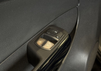 Подержанный автомобиль Opel Corsa 2008 года (12 фото)