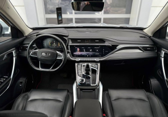 Подержанный автомобиль Geely Atlas Pro 2022 года (8 фото)