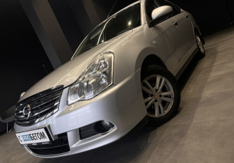 Подержанный автомобиль Nissan Almera Sedan 2015 года (14 фото)