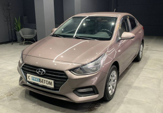 Подержанный автомобиль Hyundai Solaris Sedan 2018 года (4 фото)
