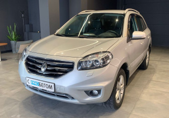 Подержанный автомобиль Renault Koleos 2012 года (4 фото)