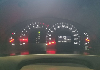 Подержанный автомобиль Toyota Camry Sedan 2008 года (17 фото)