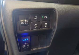 Подержанный автомобиль Honda CR-V 2020 года (17 фото)