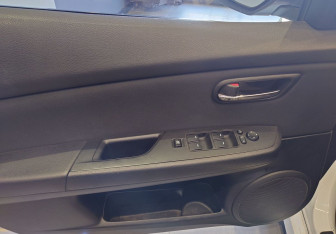 Подержанный автомобиль Mazda 6 Sedan 2012 года (16 фото)