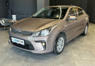 Подержанный автомобиль Kia Rio Sedan 2019 года (2 фото)