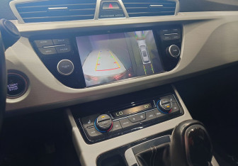 Подержанный автомобиль Geely Atlas 2021 года (12 фото)