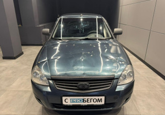 Подержанный автомобиль LADA (ВАЗ) Priora Sedan 2013 года (3 фото)