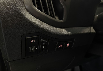 Подержанный автомобиль Kia Sportage 2010 года (11 фото)