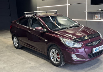 Подержанный автомобиль Hyundai Solaris Sedan 2013 года (4 фото)