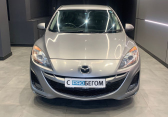 Подержанный автомобиль Mazda Axela Sedan 2010 года (3 фото)