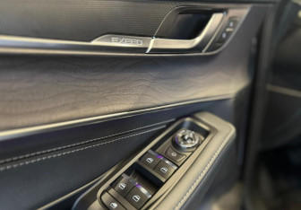 Подержанный автомобиль Exeed LX 2024 года (15 фото)