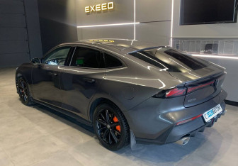 Подержанный автомобиль Changan UNI-V 2023 года (7 фото)