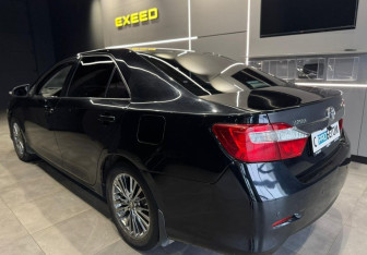 Подержанный автомобиль Toyota Camry Sedan 2012 года (7 фото)