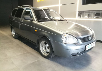 Подержанный автомобиль LADA (ВАЗ) Priora Wagon 2010 года (6 фото)