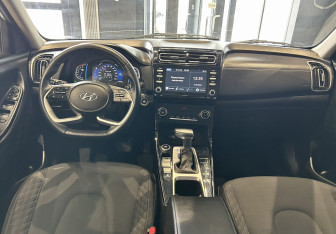 Подержанный автомобиль Hyundai Creta 2021 года (11 фото)