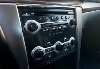Подержанный автомобиль Nissan Teana 2011 года (18 фото)