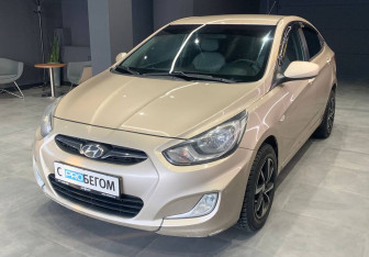 Подержанный автомобиль Hyundai Solaris Sedan 2011 года (4 фото)