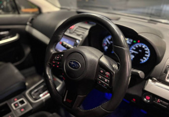 Подержанный автомобиль Subaru Levorg 2018 года (9 фото)