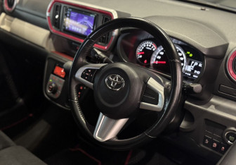 Подержанный автомобиль Toyota Passo 2017 года (9 фото)