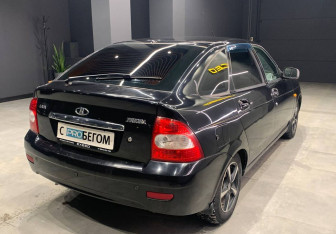 Подержанный автомобиль LADA (ВАЗ) Priora Hatchback 2010 года (7 фото)