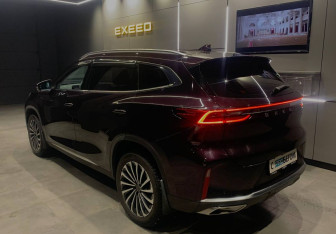 Подержанный автомобиль Exeed TXL 2022 года (8 фото)