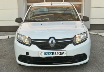 Подержанный автомобиль Renault Logan Sedan 2014 года (3 фото)