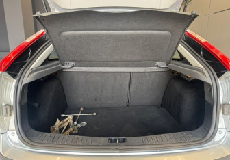 Подержанный автомобиль Ford Focus Hatchback 2007 года (8 фото)