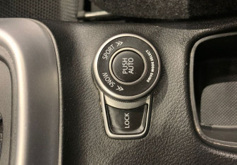 Подержанный автомобиль Suzuki SX4 Hatchback 2014 года (10 фото)