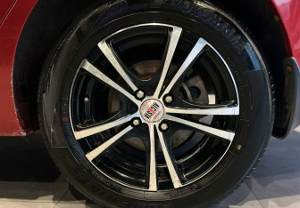 Подержанный автомобиль Hyundai Solaris Sedan 2012 года (12 фото)