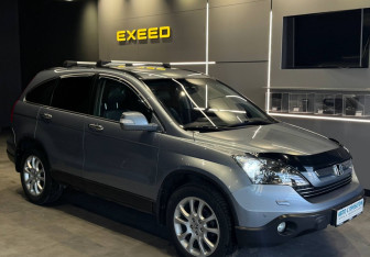 Подержанный автомобиль Honda CR-V 2008 года (4 фото)